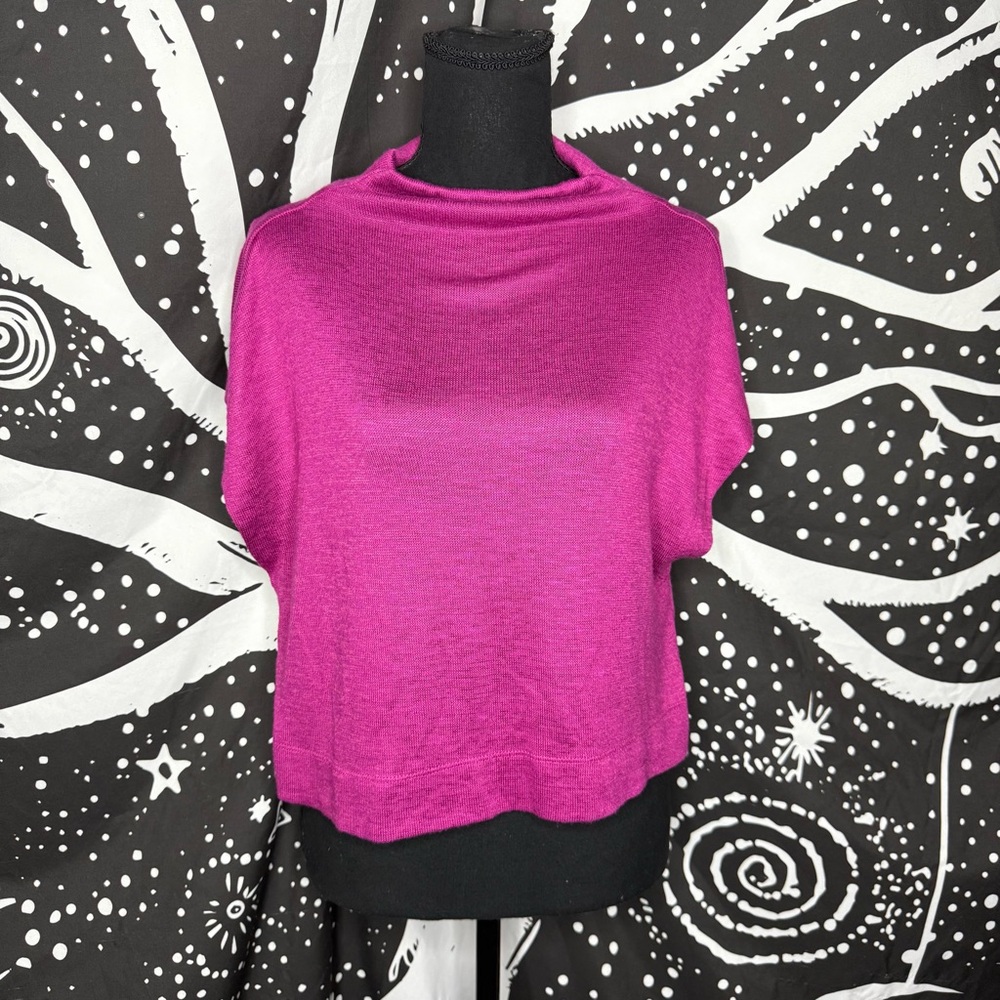 Anthropologie Fuchsia Short Sleeve Knit Top
